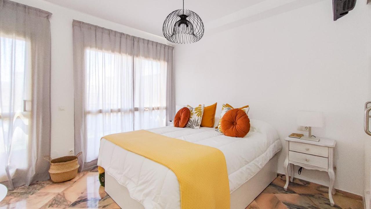 Oleholidays 514 Romana Playa Junto Al Mar Marbella Exterior photo