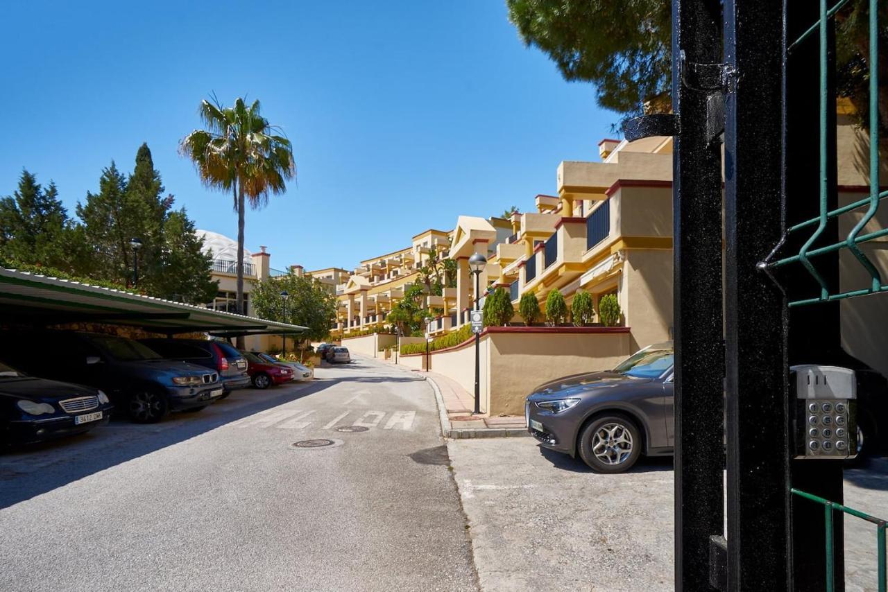 Oleholidays 514 Romana Playa Junto Al Mar Marbella Exterior photo